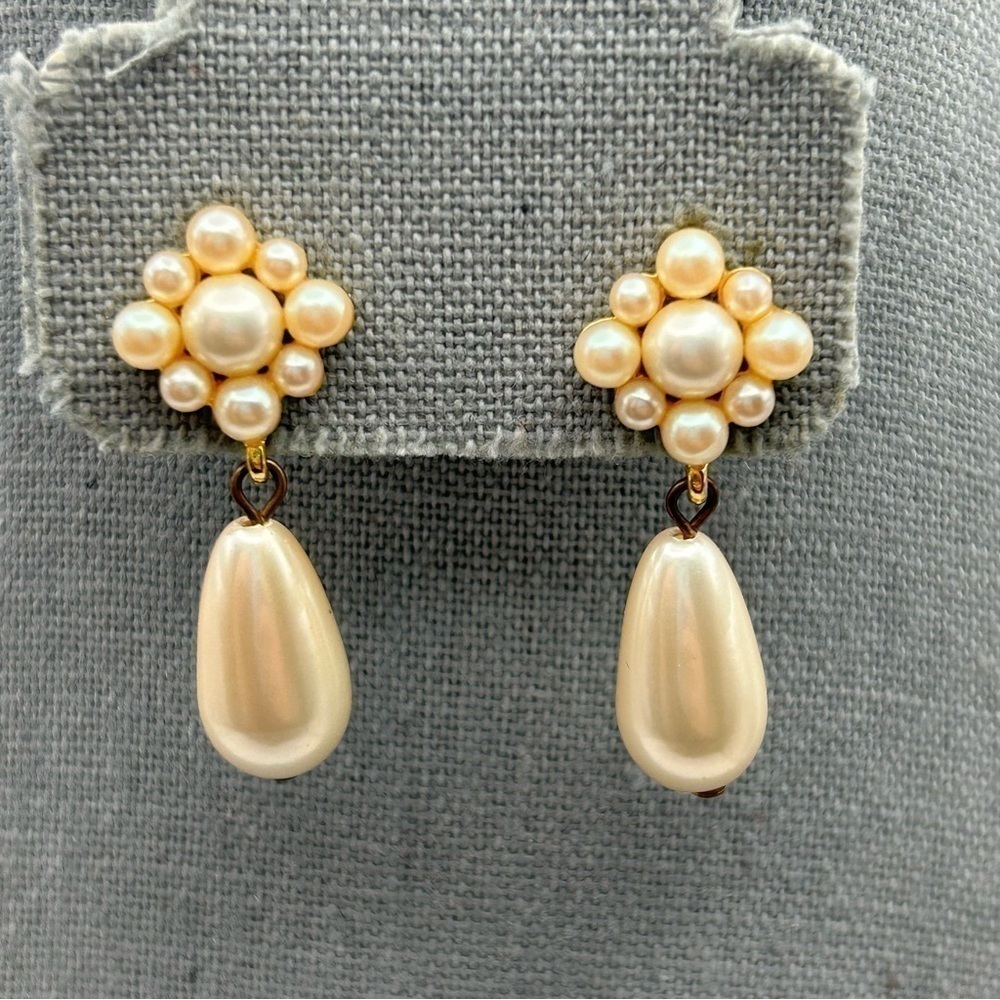Vintage Floral White Cream Faux Pearl Cluster Drop Stud Earrings
